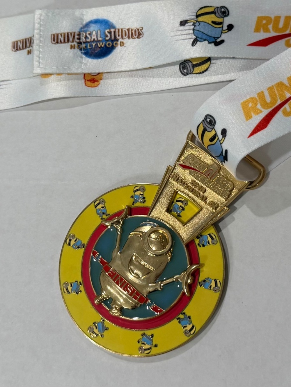 Universal Studios Hollywood Running Universal 2019 Inaugural Minion 5K Medal